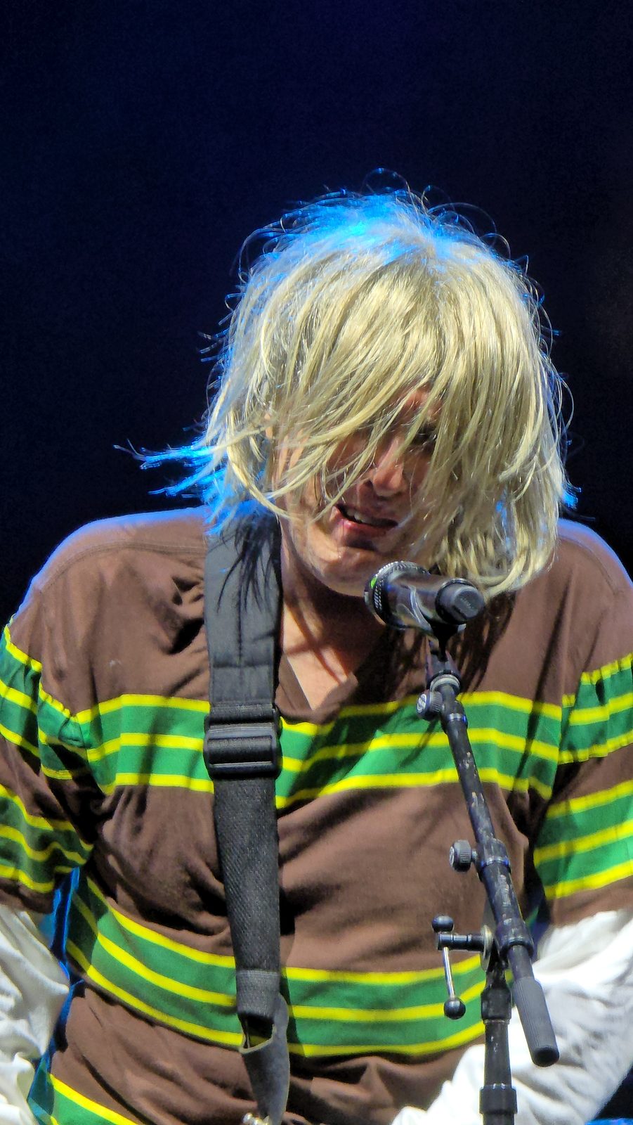A costume change mid-set