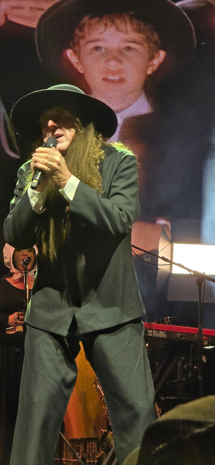 Weird Al Yankovic: Bigger & Weirder Tour