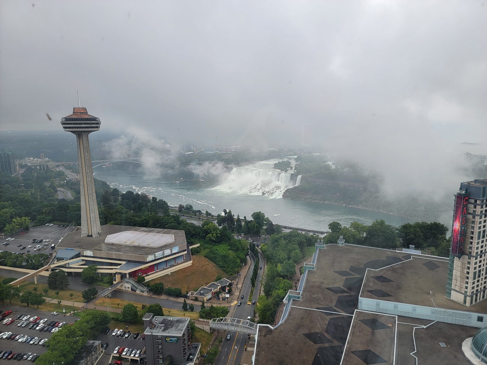 Hilton Niagara Falls/Fallsview Hotel & Suites, Niagara Falls, ON