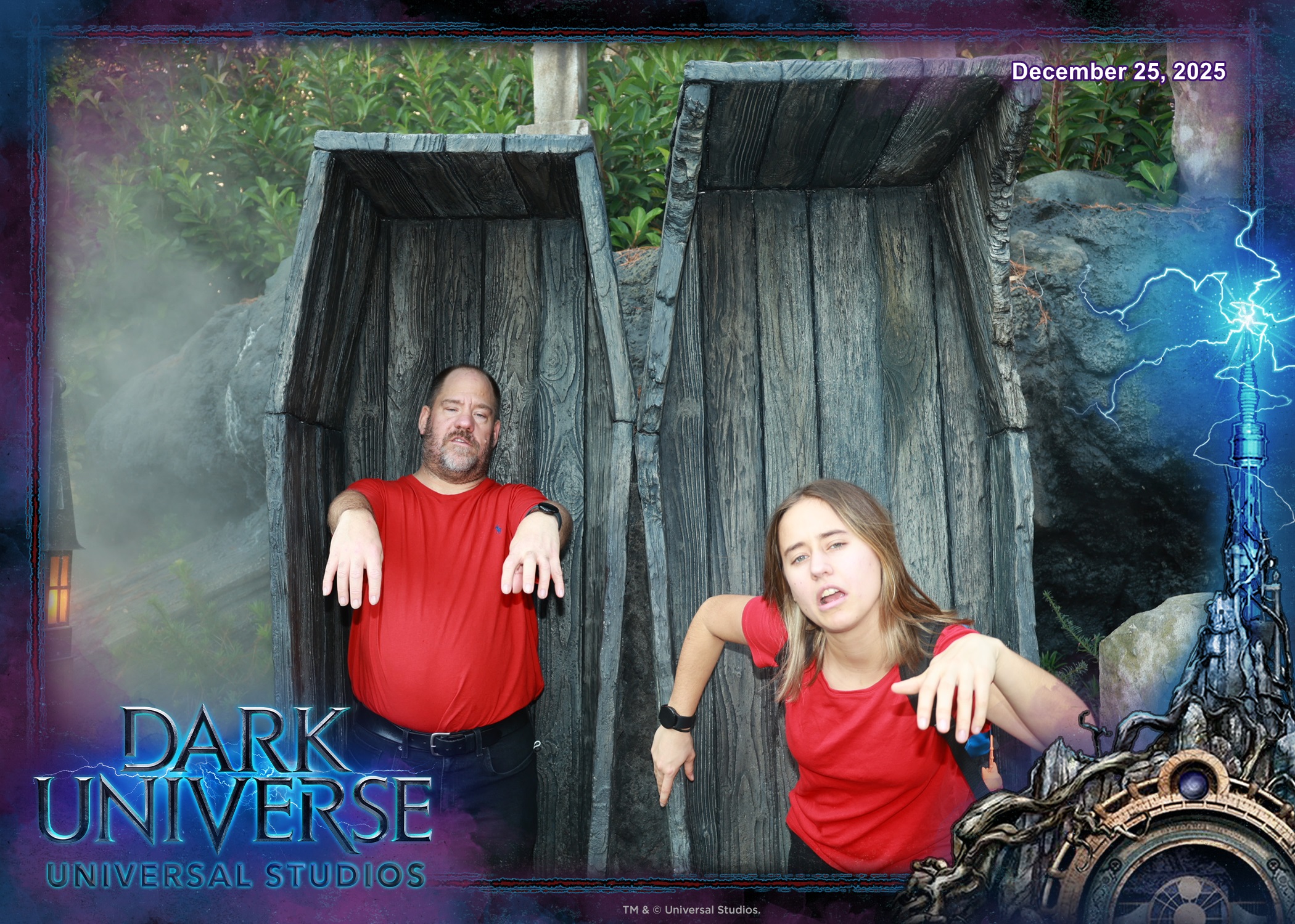 Lisa and Michael climbing out of the coffins in Dark Universe