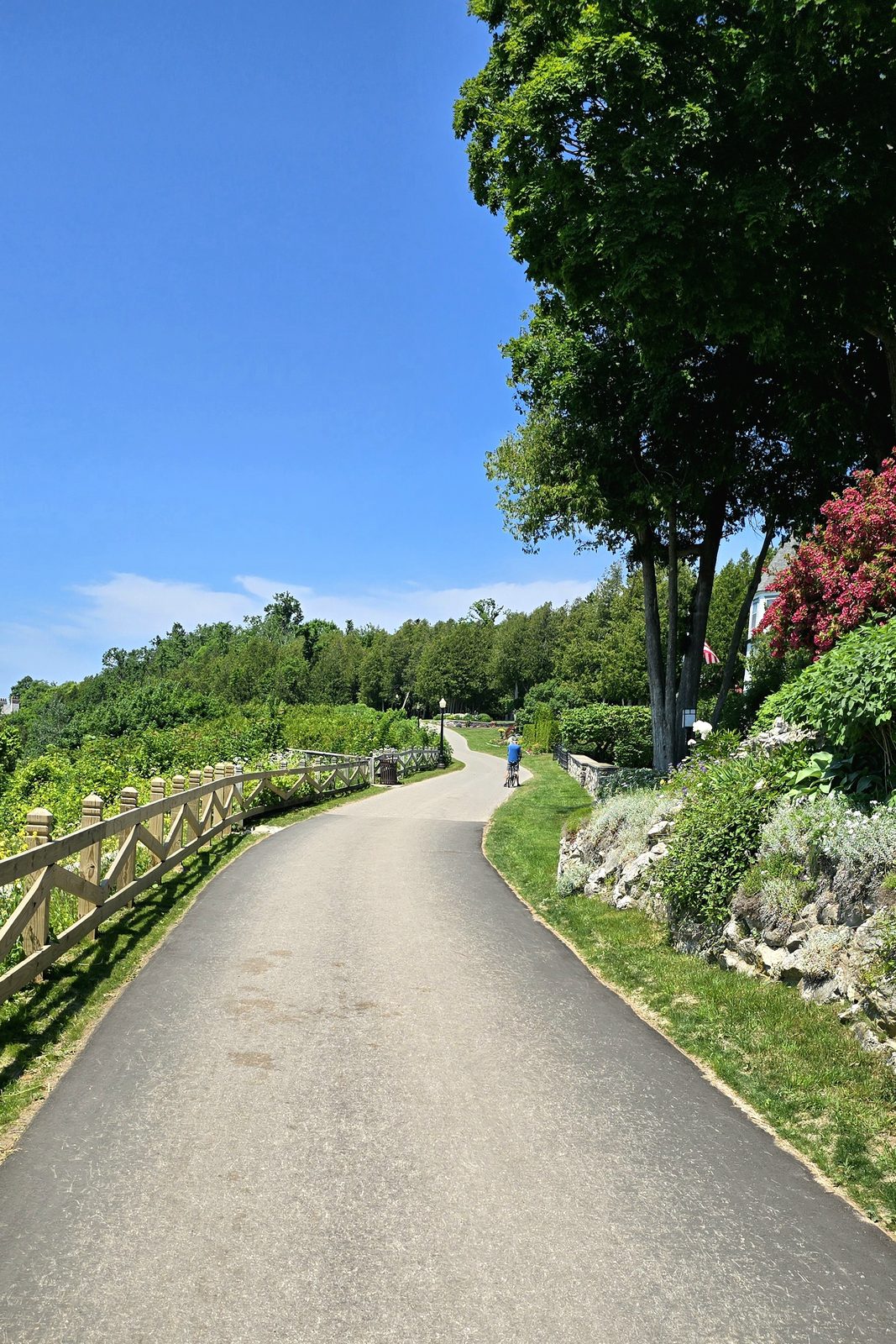 A quiet road along the bluff on Mackinac Island