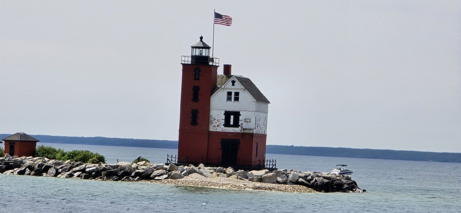 Round Island Lighthouse
