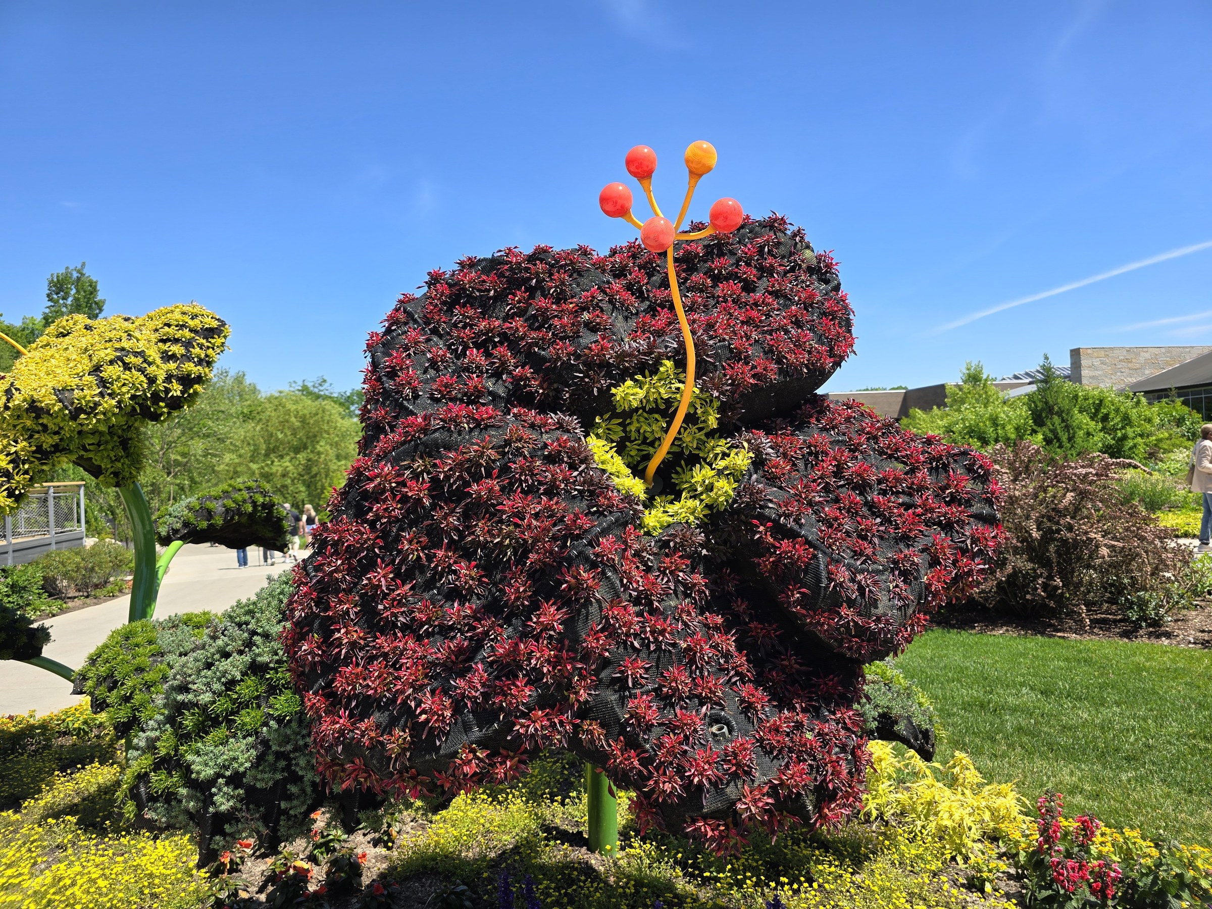A giant flower built from living plants