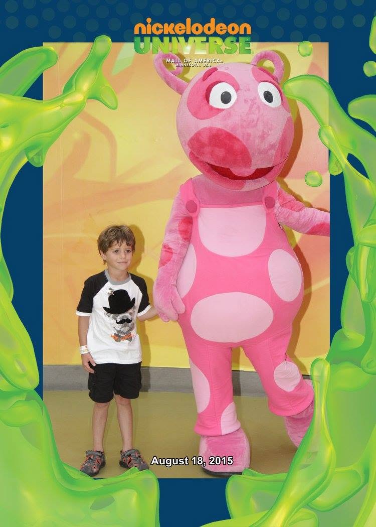 Thomas with Uniqua at Nickelodeon Universe