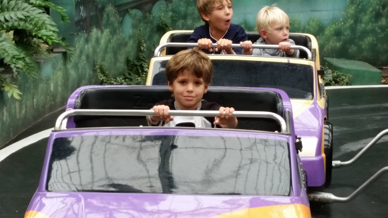 Thomas rides a Nickelodeon Universe coaster