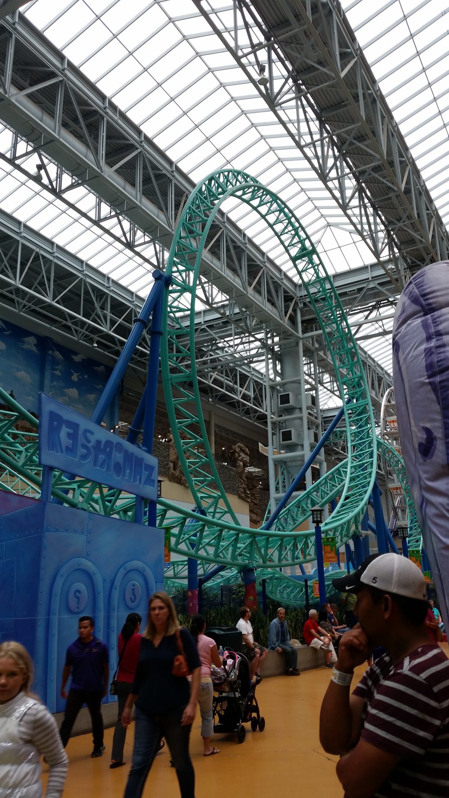 The coaster loop at Nickelodeon Universe