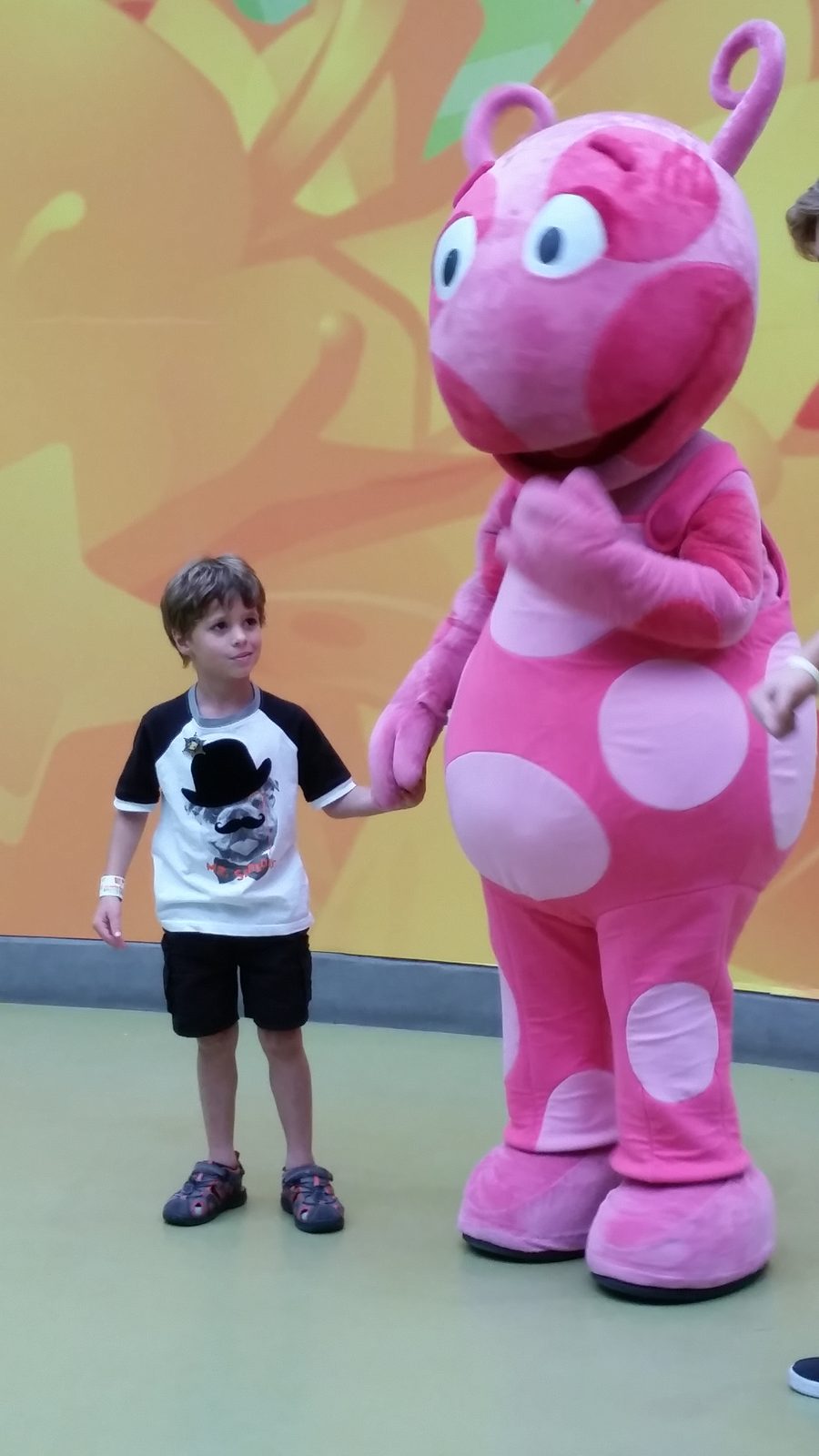 Thomas gets a hug from a Nickelodeon character