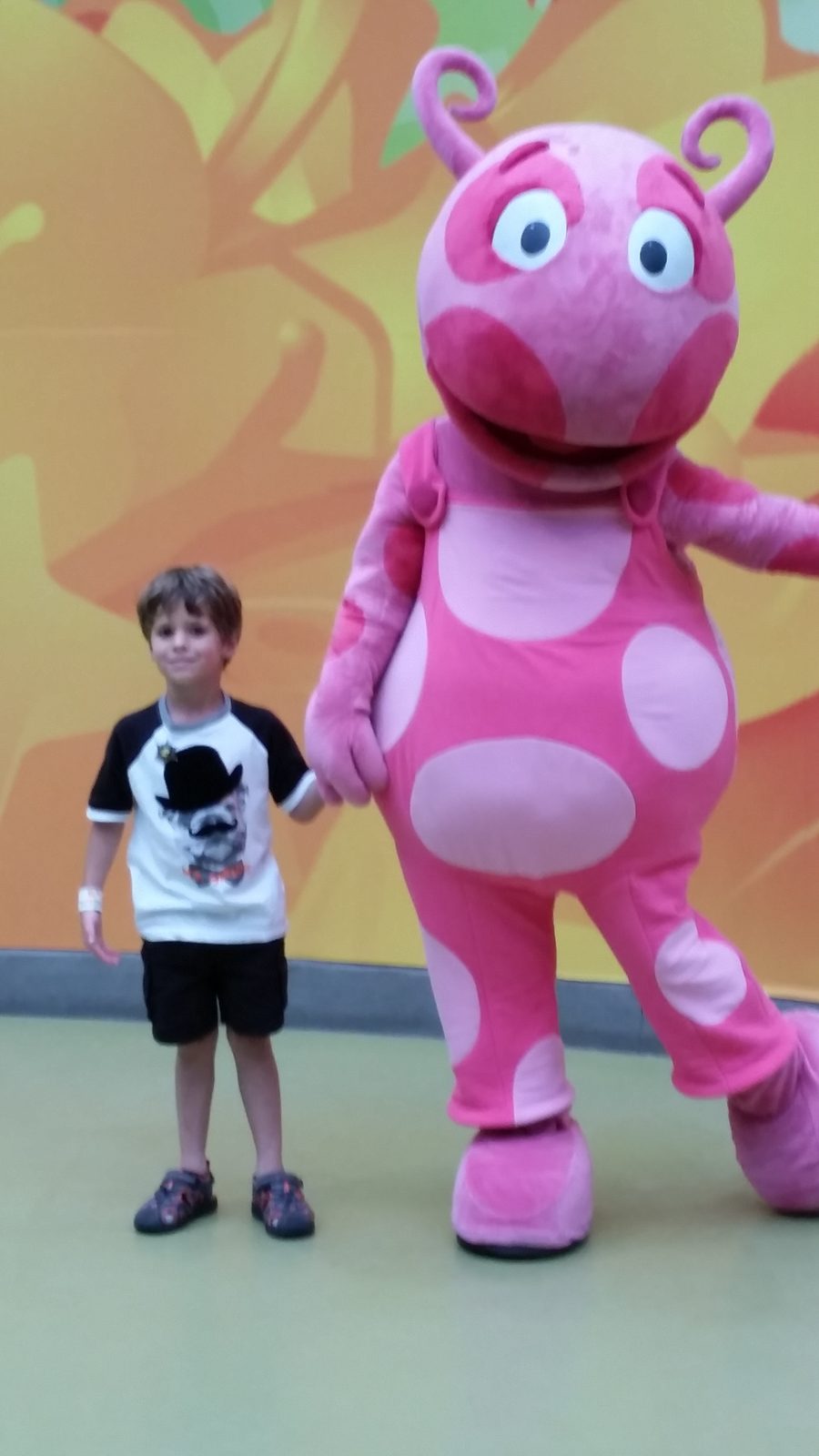 Thomas meets a pink hippo character
