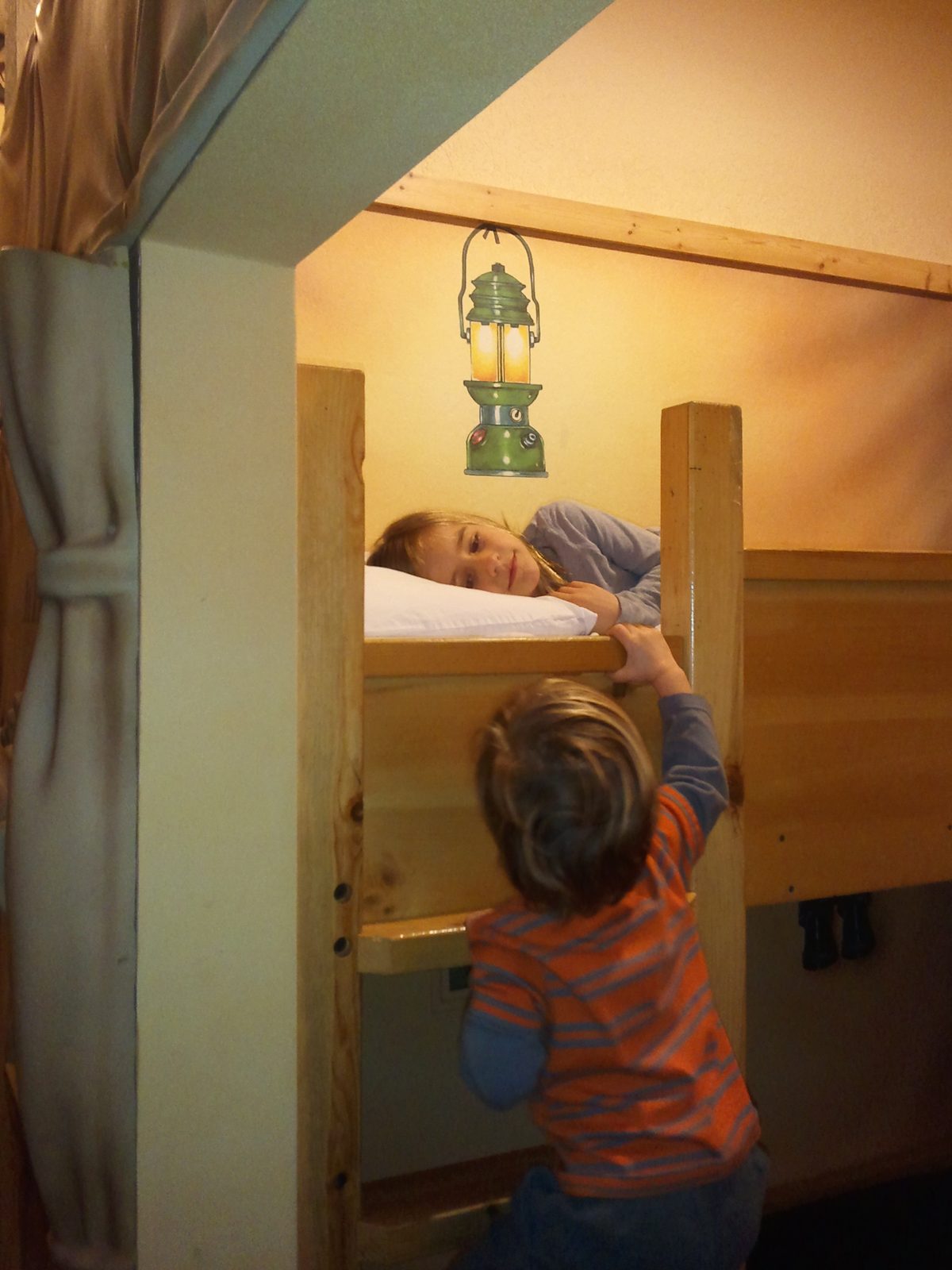 Lisa and Thomas explore the Kid Kamp bunk