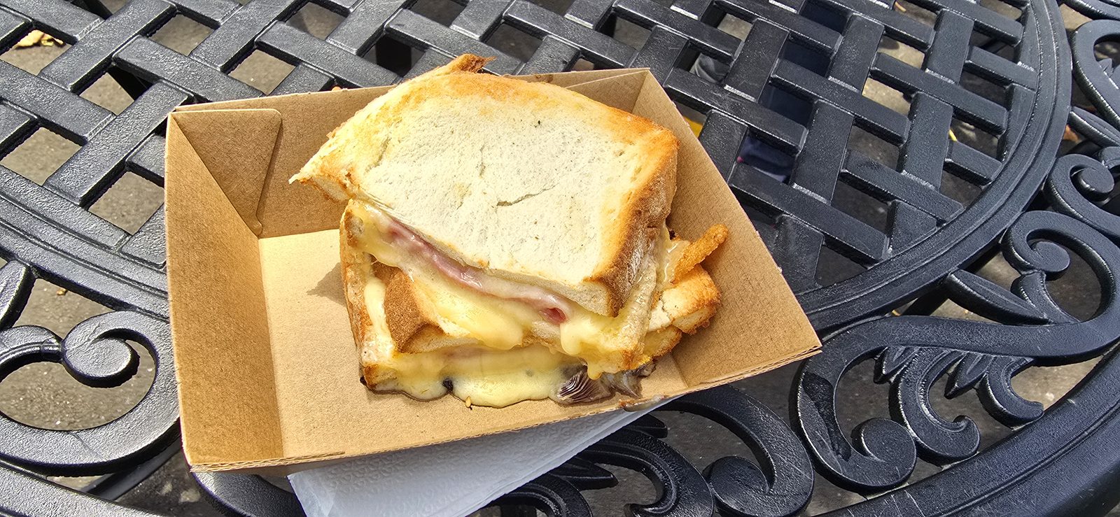 Ham and cheese toastie