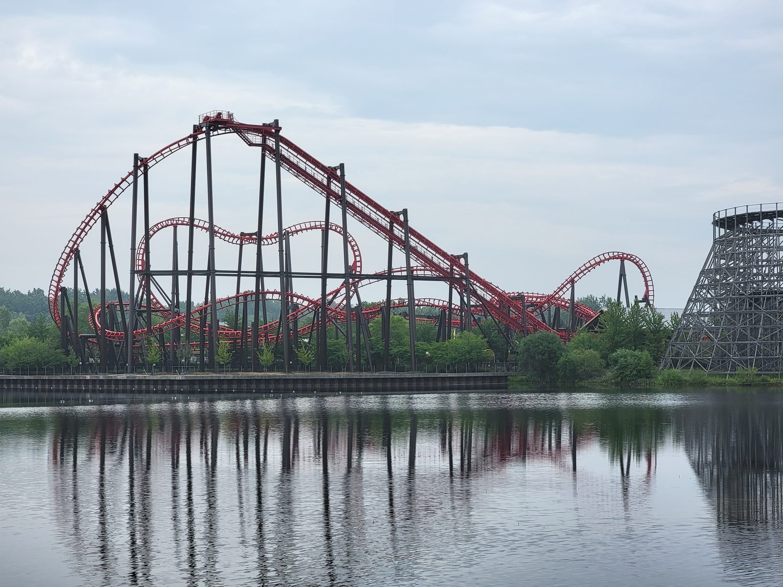 A coaster's reflection in the lake