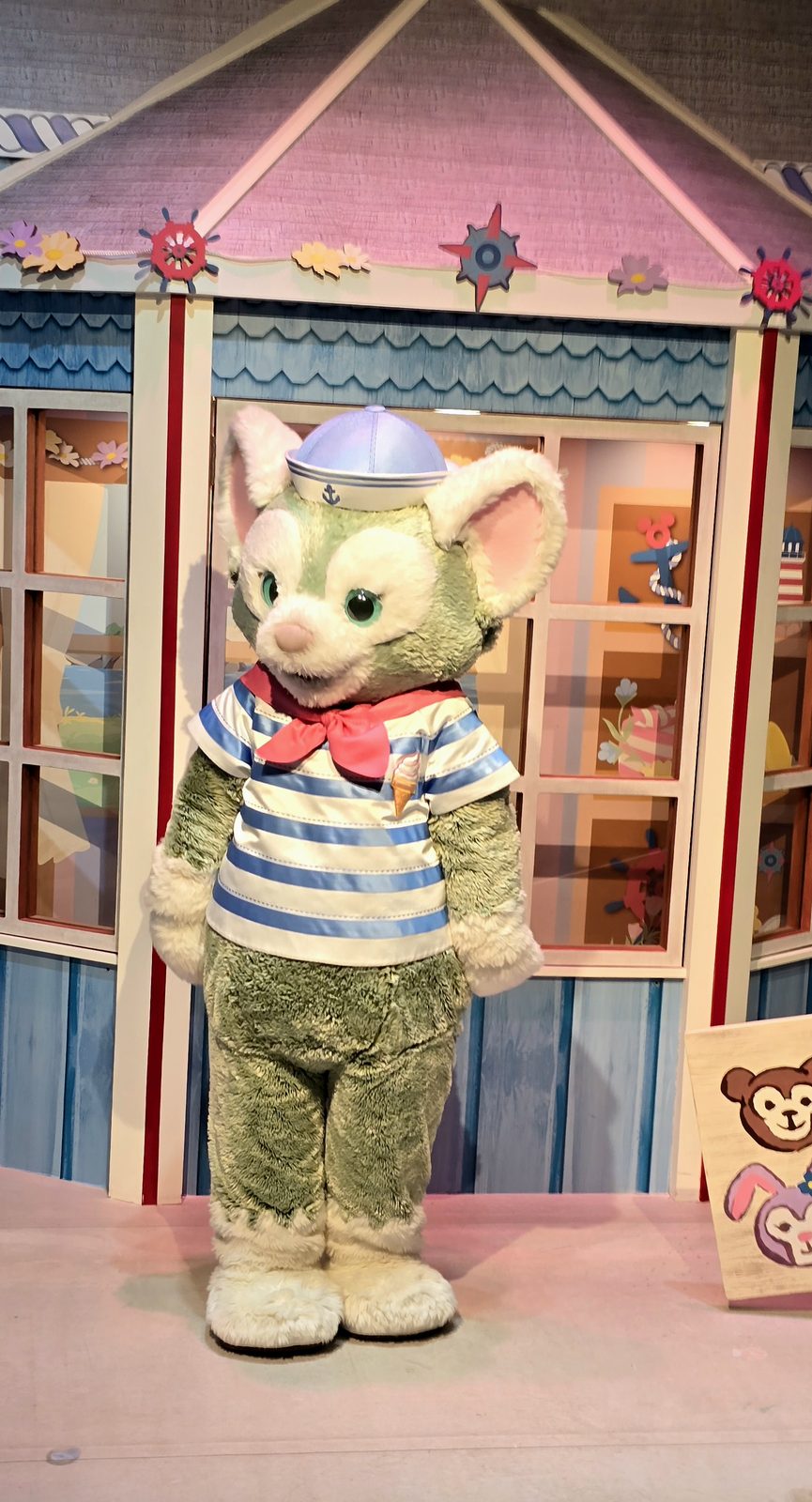 Gelatoni in his sailor outfit at Hong Kong Disneyland