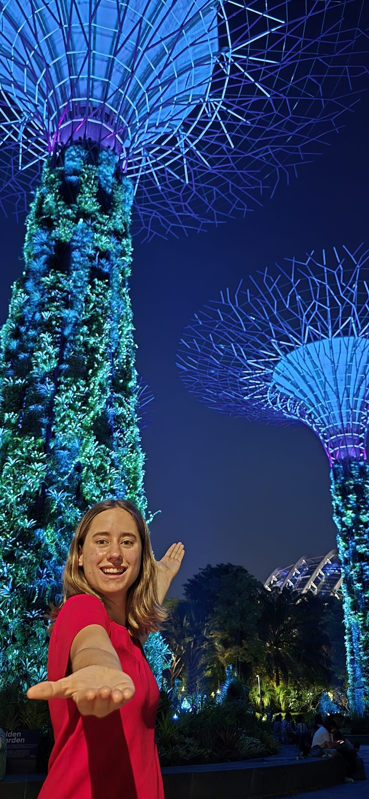 Lisa pointing up at the Supertrees