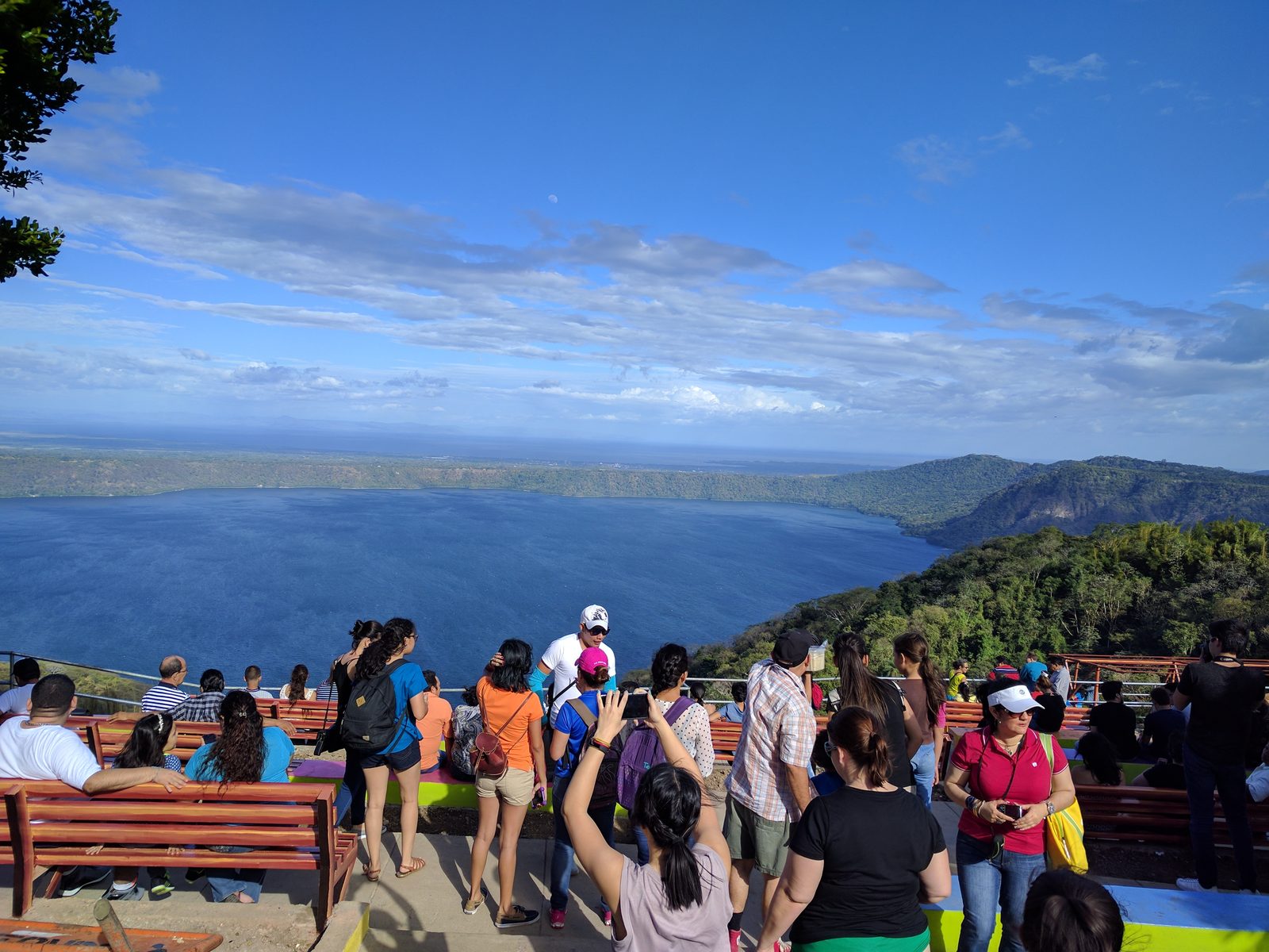Visitors at the Catarina lookout railing