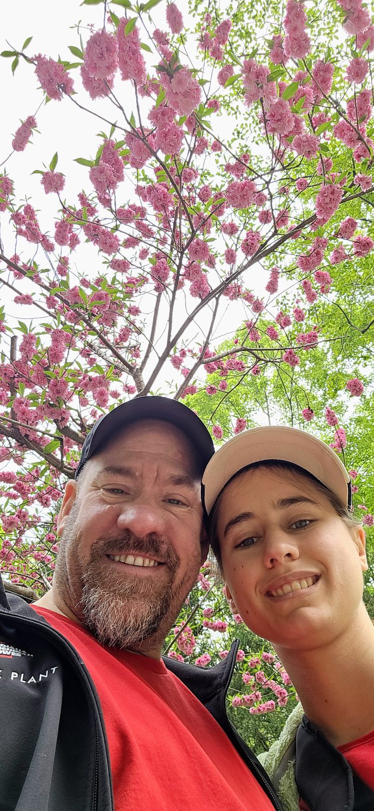 Lisa and me among the blossoms in Dongdan Park