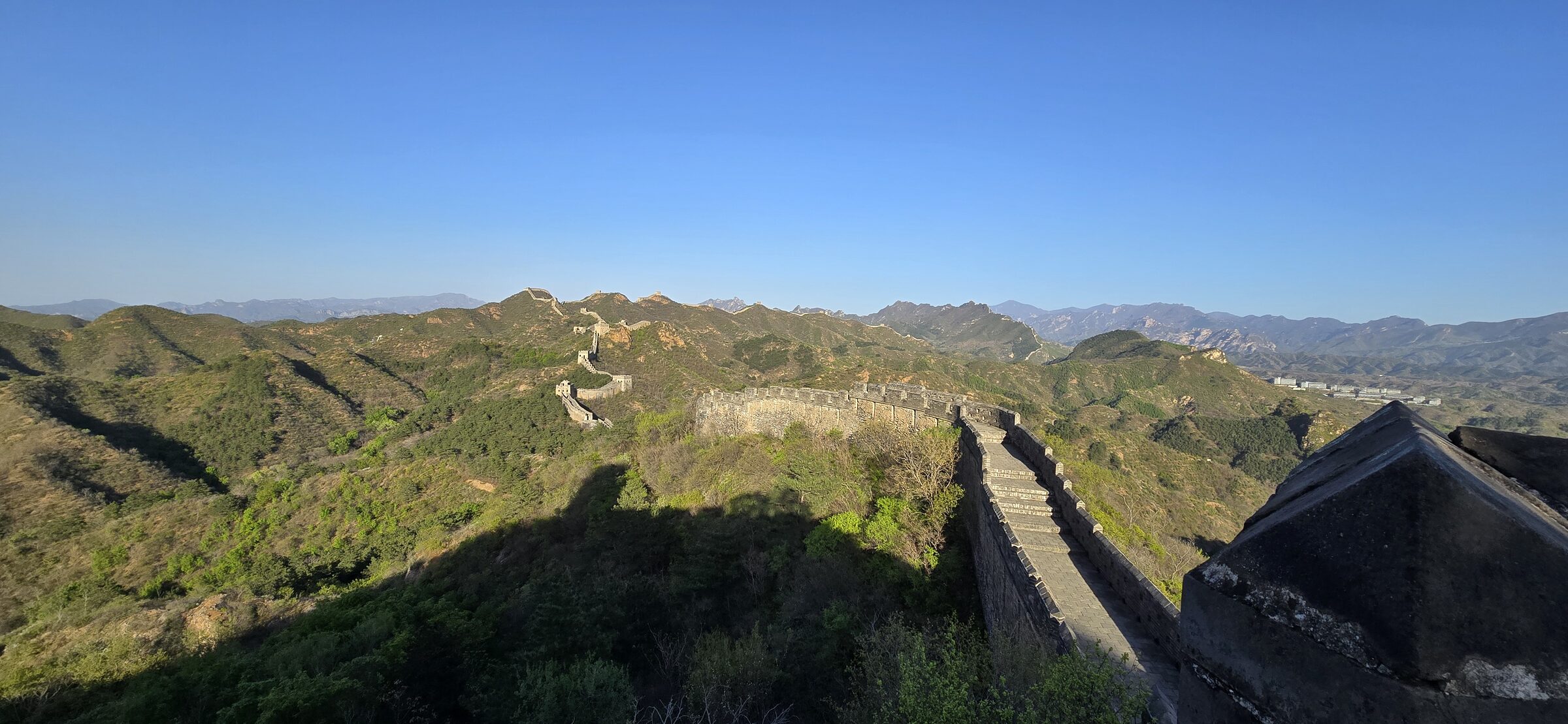 Looking out along the wall at Jinshanling