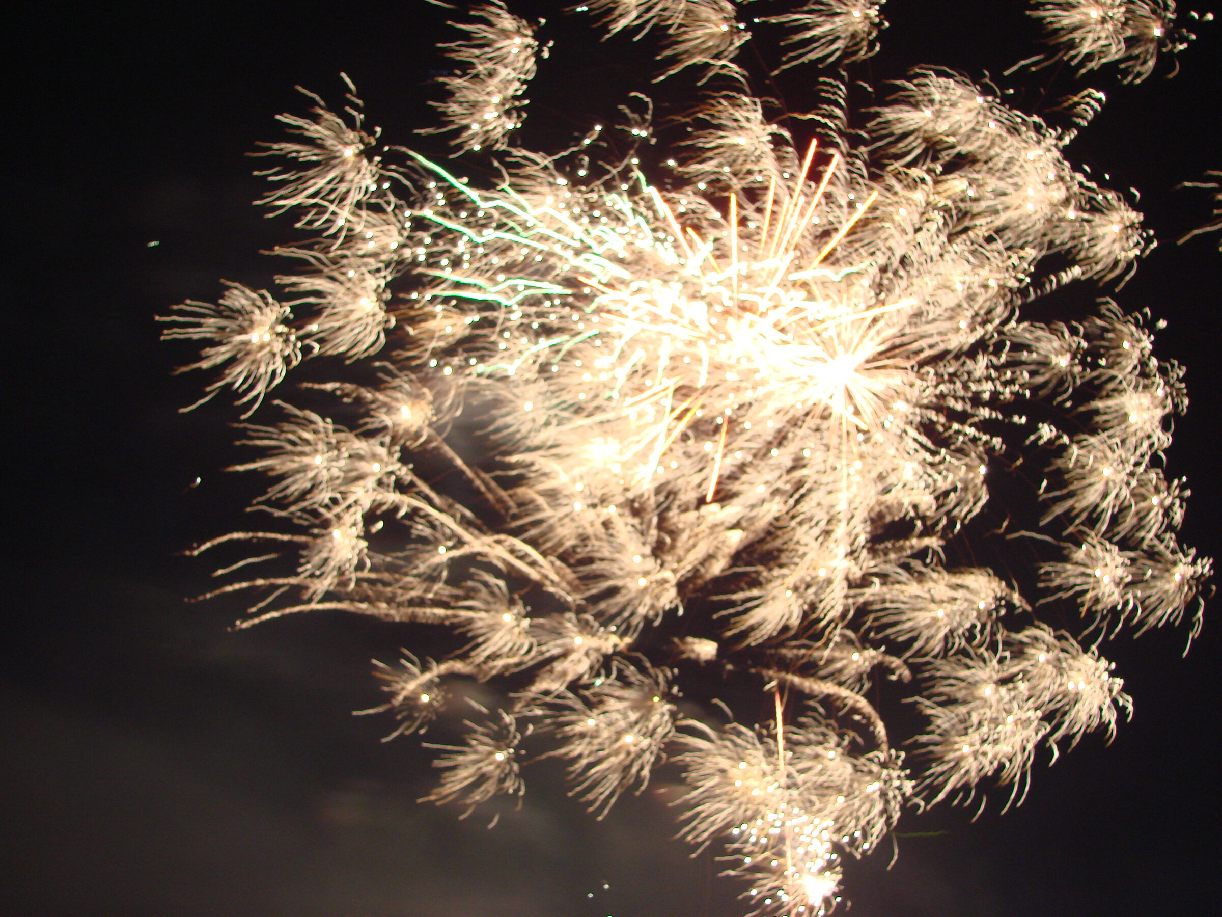 The finale, the whole sky at once
